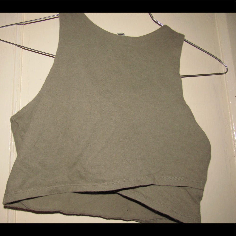 |Sold|Crop top